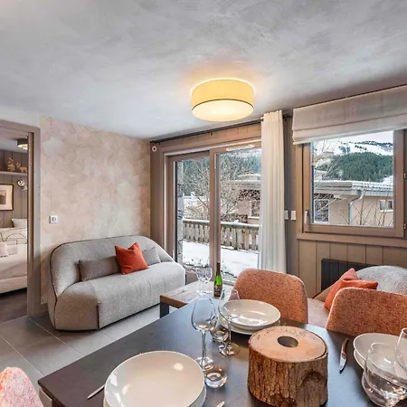 아파트 : Cosy 4 Personnes Avec Parking - Fr-1-563-50